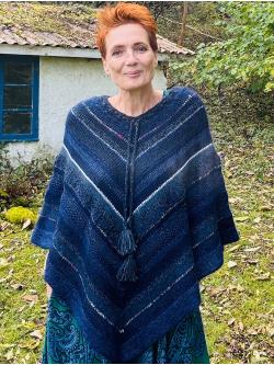 Strikkekit Poncho Delight Bl